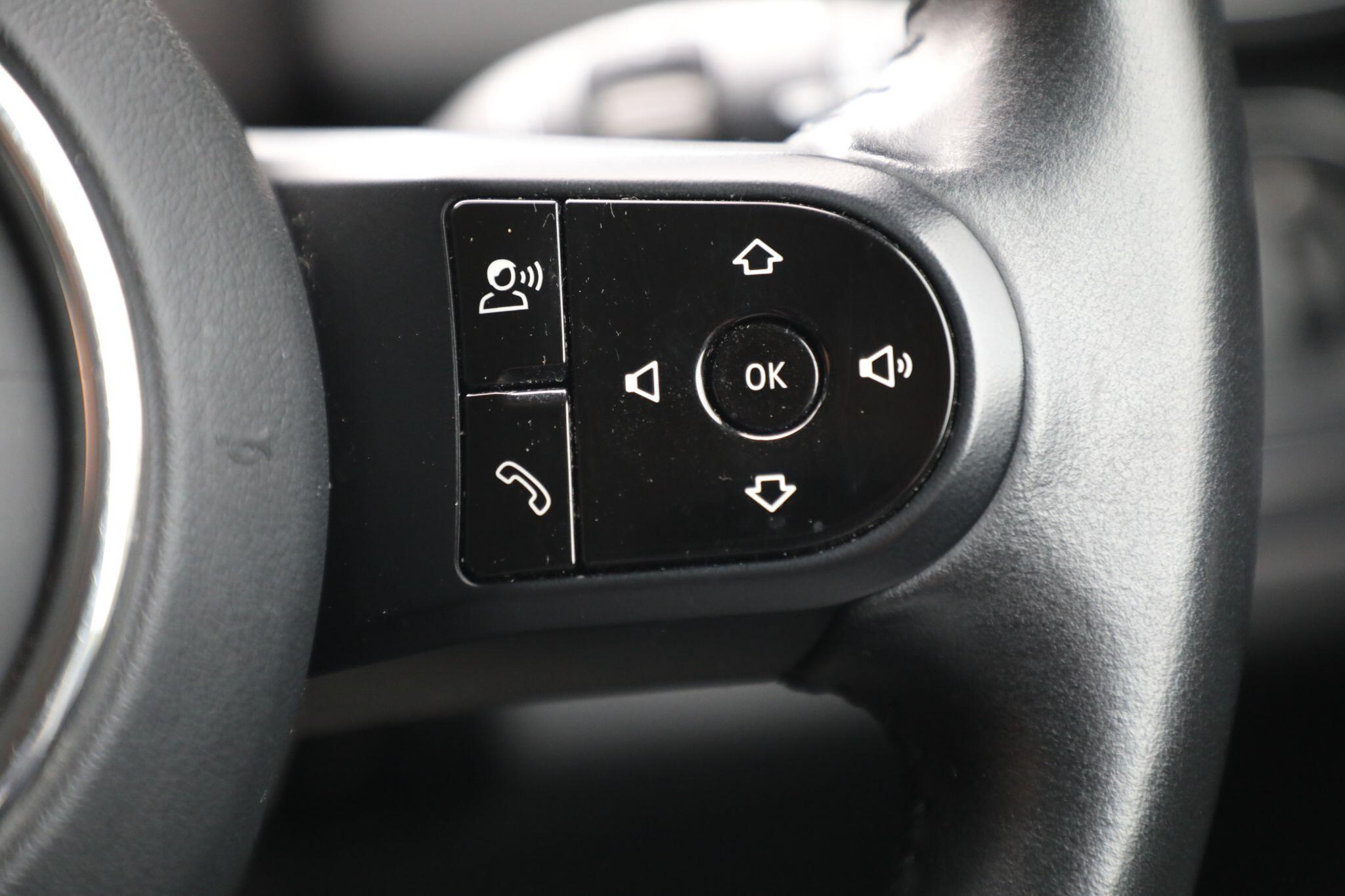 Large vehicle image